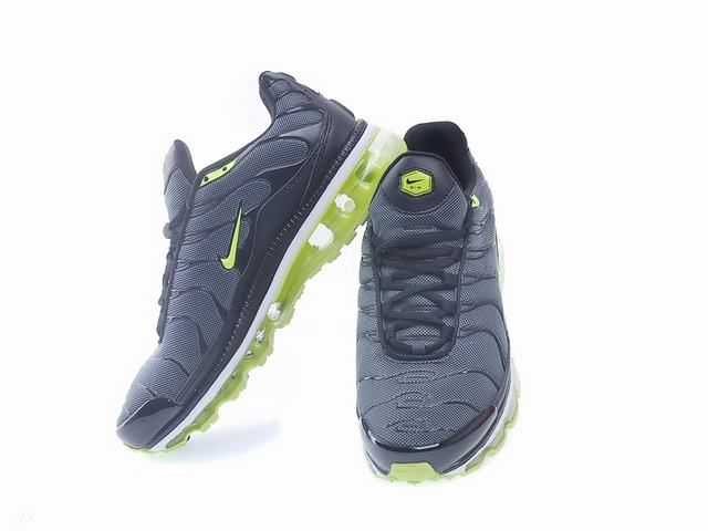 basquette tn chaussure requin tn en ligne.JPG